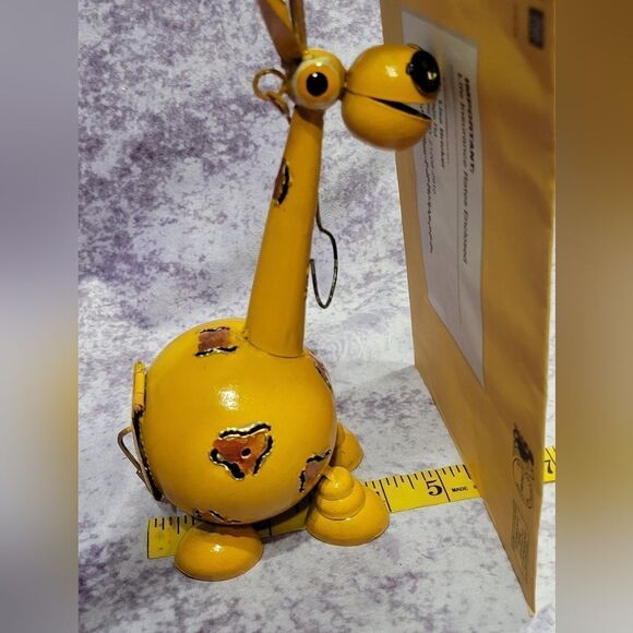 Giraffe Metal Tea Lite Candle Holder - Picture 11 of 12